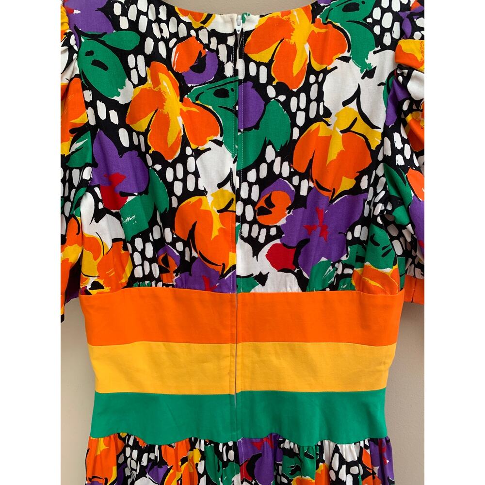 Woman's Vintage Leslie Lucks Color Explosion Cotton Flower Dress Size 6 - Picture 5 of 7